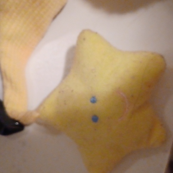 🌺 Talking White Plush Bear with Yellow Blanket - Picture 6 of 8